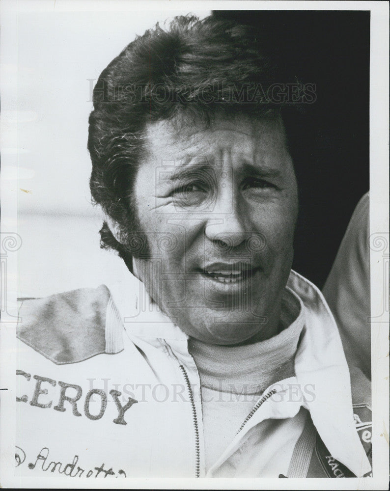 1974 Press Photo Mario Andretti Race Car Driver Parnelli Jones Formila One Car - Historic Images