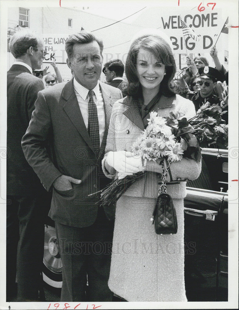 1983 Press Photo Martin Sheen and Blair Brown in Kennedy - Historic Images