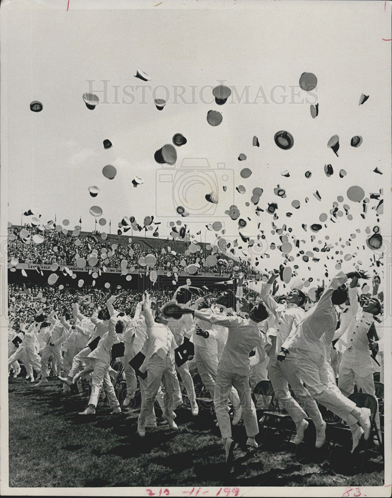 1983 Press Photo Naval Academy Graduation - Historic Images