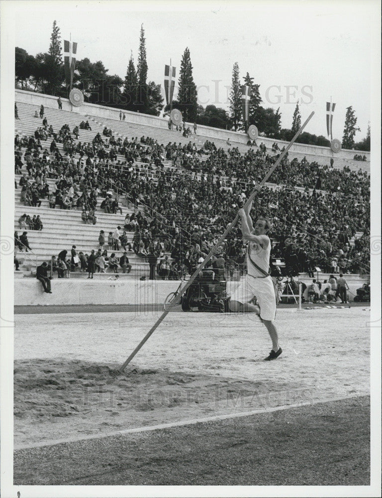 1984 Press Photo of William Armstrong in TV&#39;s &quot;The First Olympics - Athens 1896&quot; - Historic Images