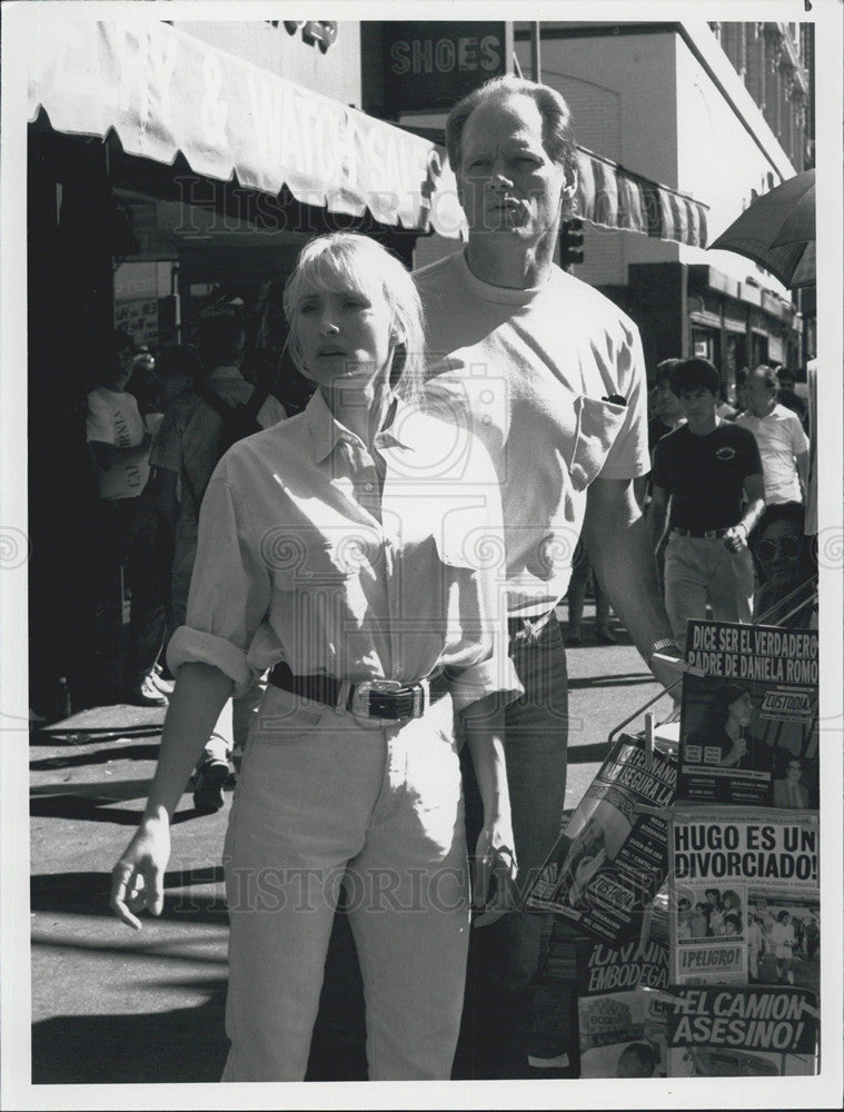 1990 Press Photo of Darlanne Fluegel &amp; Fred Dryer in TV series &quot;Hunter&quot; - Historic Images