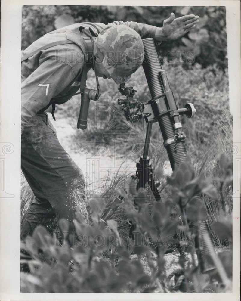 Press Photo Soldier Armed Forces - Historic Images