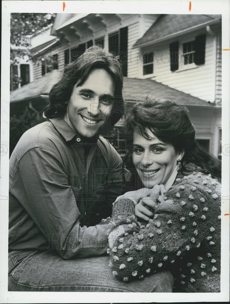 1985 Press Photo Jane Kaczmarek And Franc Luz On CBS Television Show Hometown - Historic Images