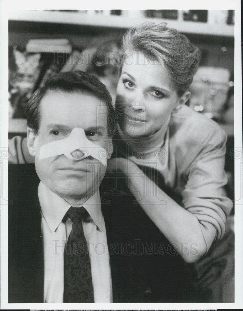 1998 Press Photo Candice Bergen and Charlie Kimbrough - Historic Images