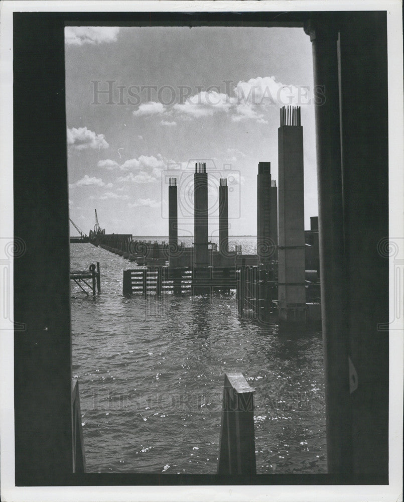 Press Photo Construction of Finchland Bridge - Historic Images