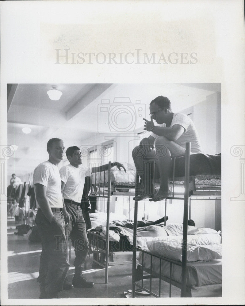 1957 Press Photo Construction Workers Marquis Griffin Paul Cleveland Frank Torre - Historic Images