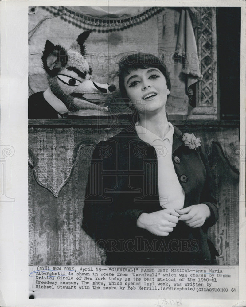 1961 Press Photo Actress Anna Maria Alberghetti In Scene From Musical Carnival - Historic Images