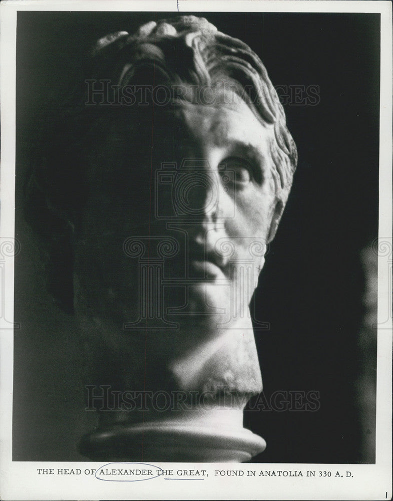 1965 Press Photo Ceramic Head - Historic Images