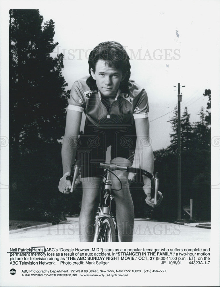 1991 Press Photo Stranger In The Family Film Neil Patrick Harris Riding Bike - Historic Images