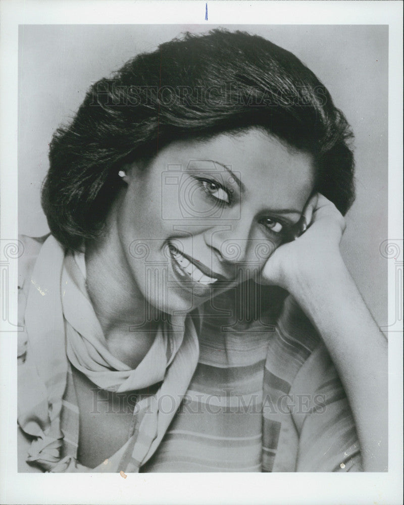 1981 Press Photo - Natalie Cole performs at the Mill Run theater in Niles - Historic Images