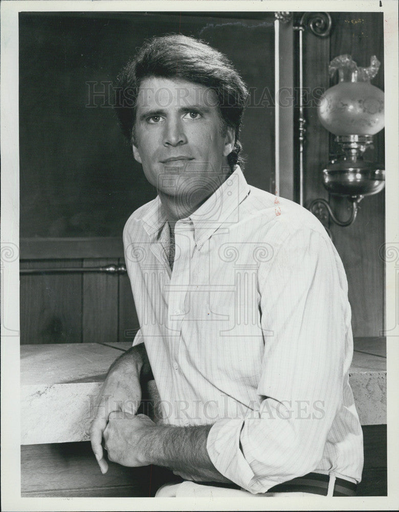 1982 Press Photo Ted Danson, American Actor stars in Cheers,NBC-TV. - Historic Images