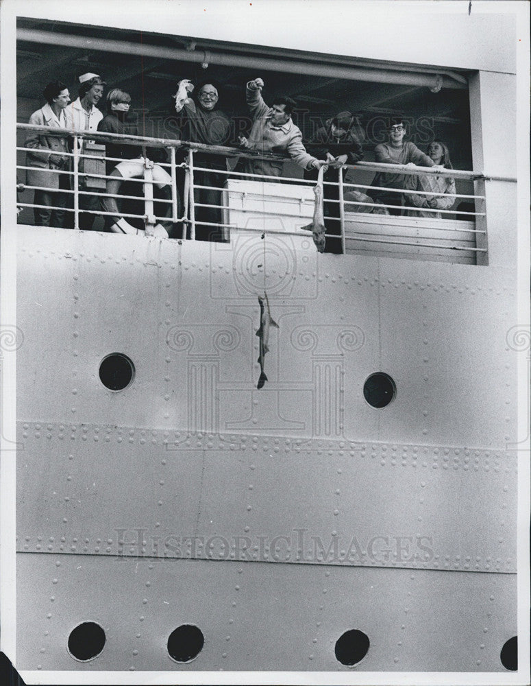 1970 Press Photo Fishing SS Oronsay Ocean Liner - Historic Images