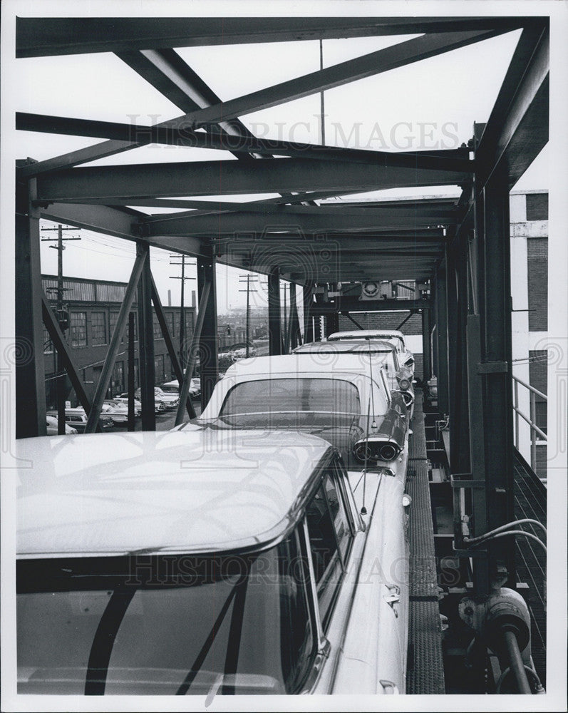 1960 Press Photo Push Button Parking Lot with a row of cars - Historic Images