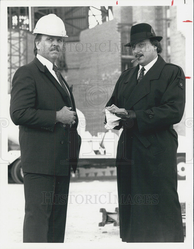 1990 Press Photo Dennis Franz in Nasty Boys - Historic Images