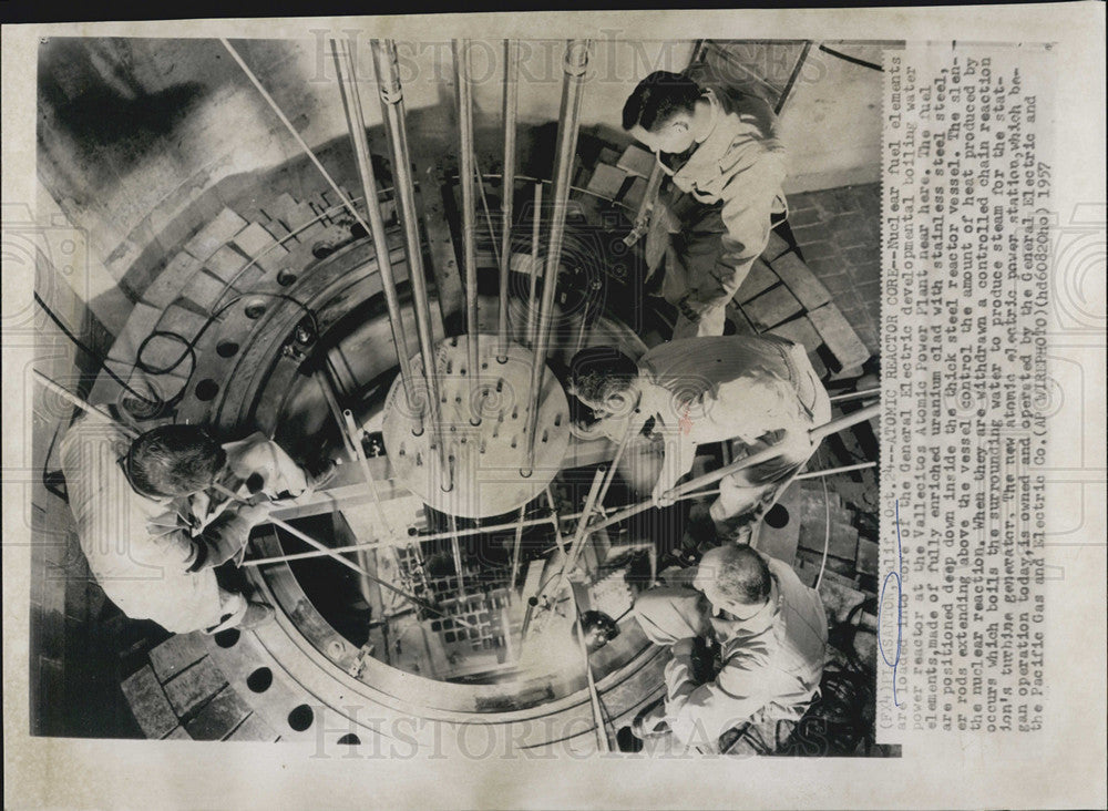 1957 Press Photo Atomic Reactor Core Installed - Historic Images