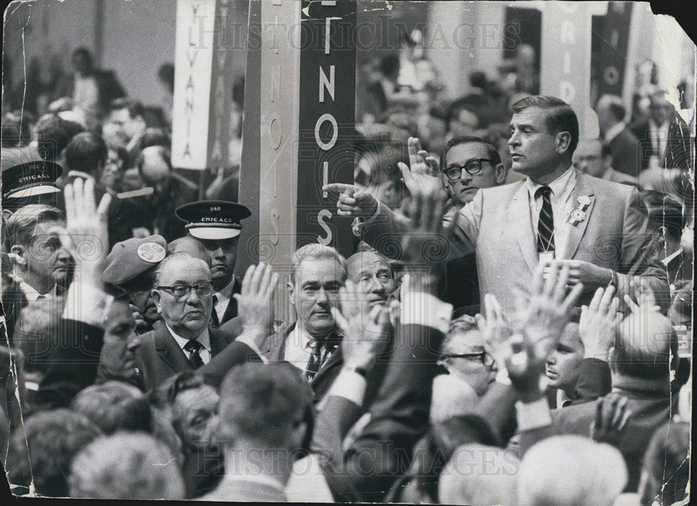 1968 Press Photo Daley &amp; Rostenkowski at National Convention - Historic Images