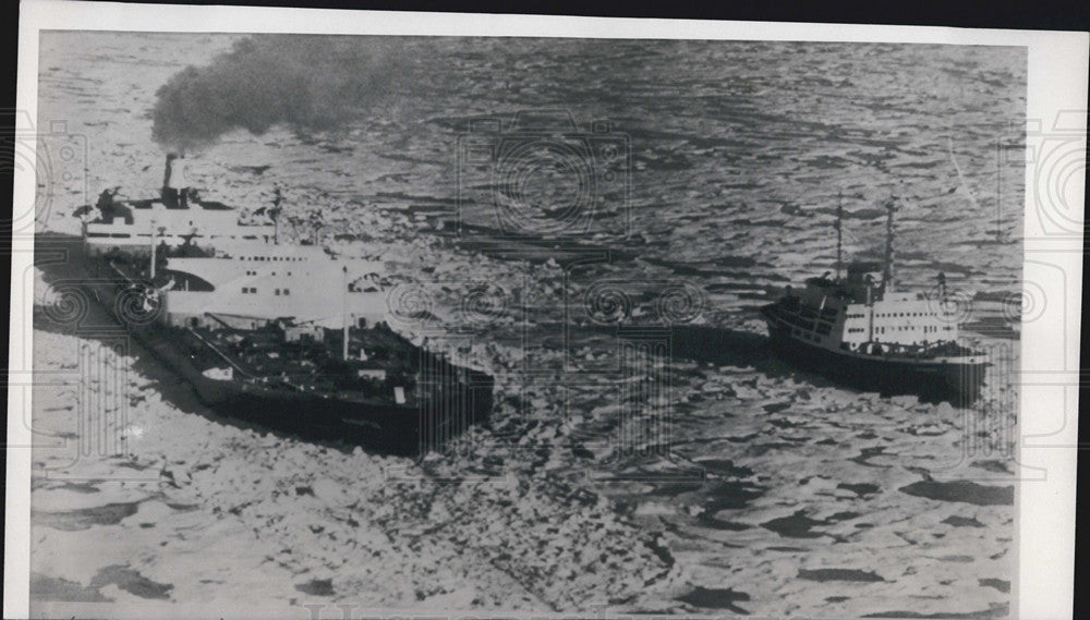 1969 Press Photo US Tanker SS Manhattan, Pack Ice, Viscount Seville Sound - Historic Images