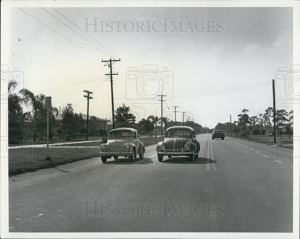 1965 Press Photo Autos, Renault and VW - Historic Images