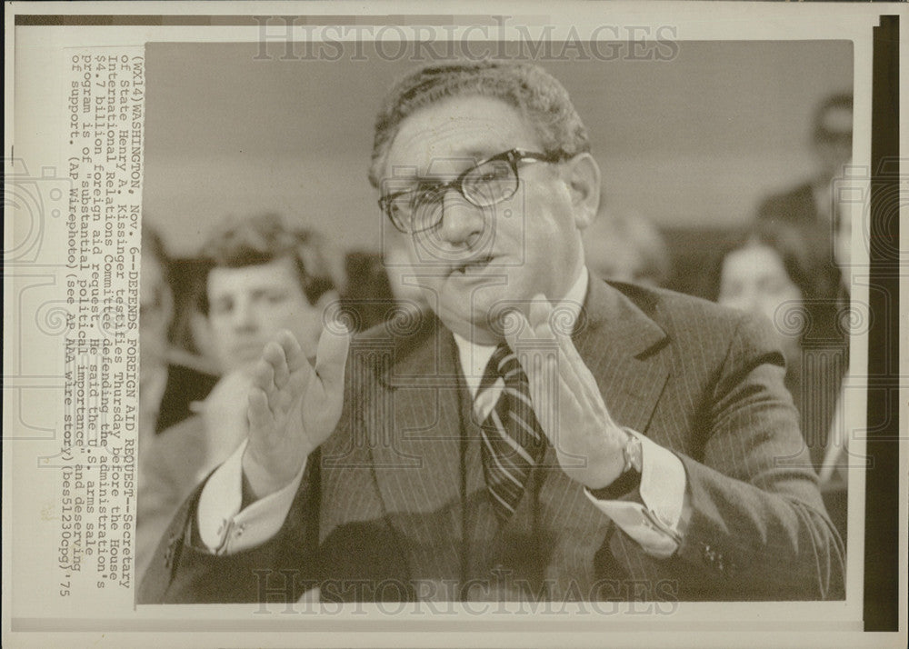 1975 Press Photo Sec of State Henry Kissenger - Historic Images