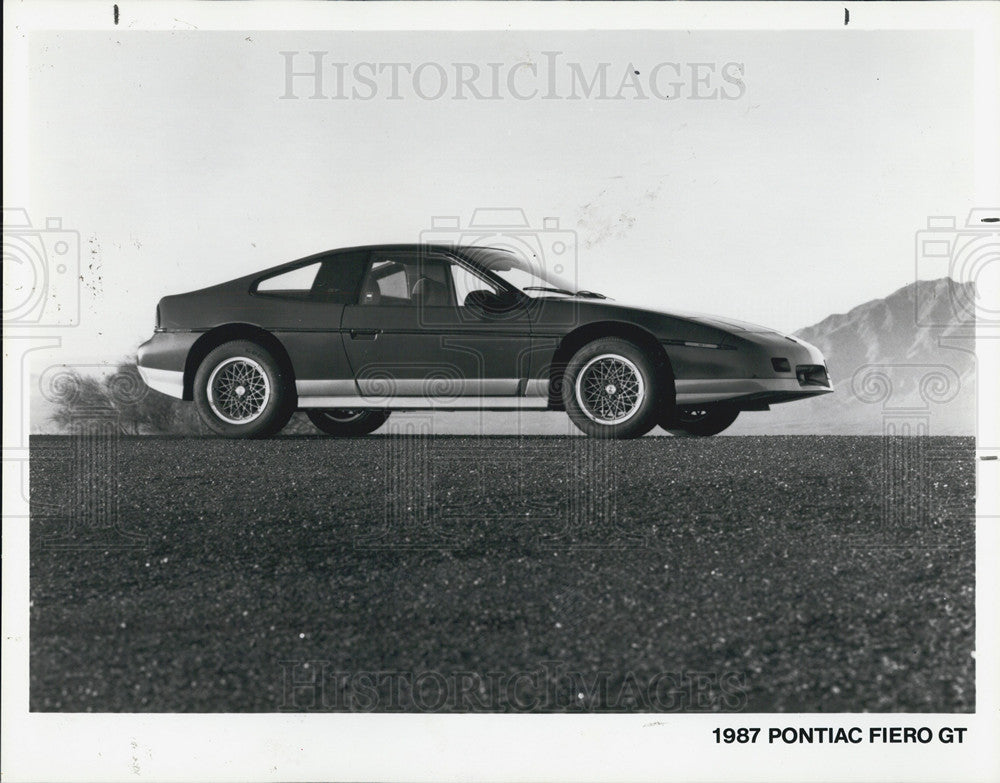 Press Photo 1987 Pontiac Fiero GT - Historic Images