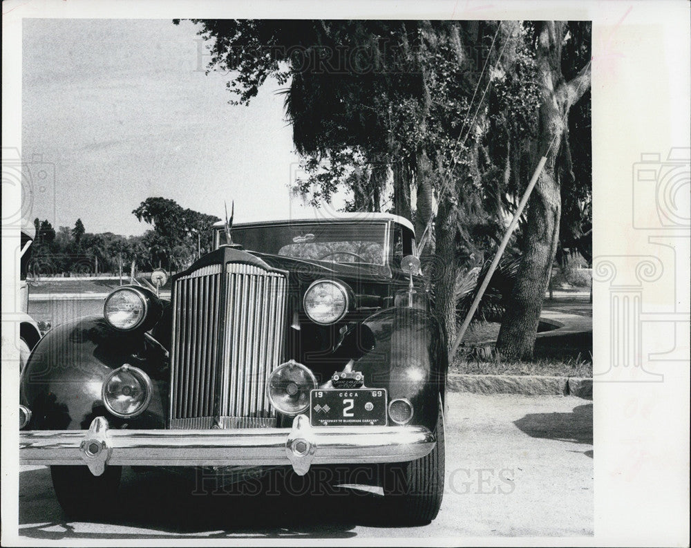 1972 Press Photo 1937 Packard Convertible Coupe Roadster Front Angle - Historic Images