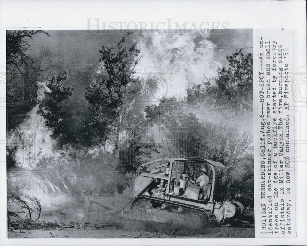 1959 Press Photo Fire burning by Forestry Officials in San Bernardino, Ca. - Historic Images