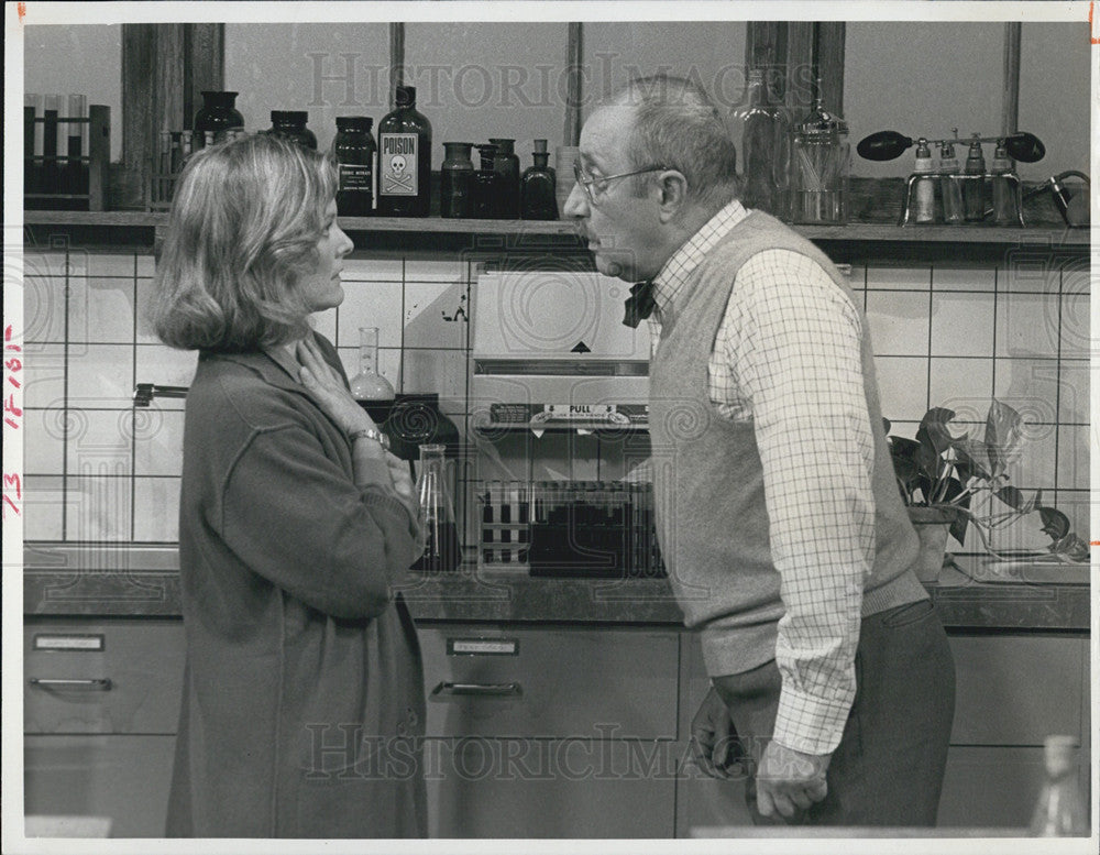 1985 Press Photo Jane Curtin Goes To College In Kate And Allie-Lee Richardson - Historic Images