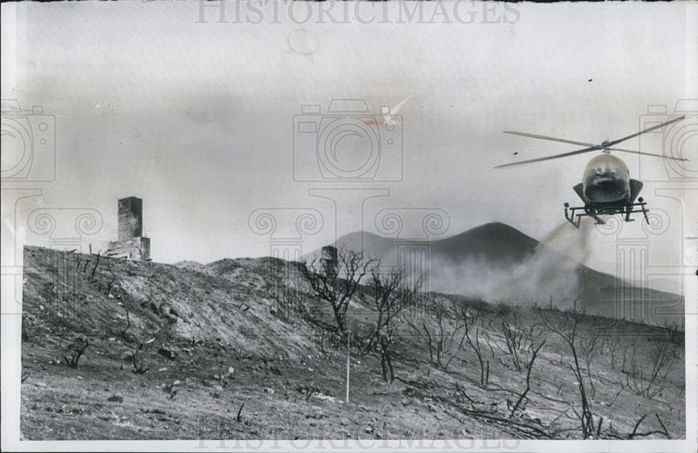 1957 Press Photo Fire Malibu California - Historic Images