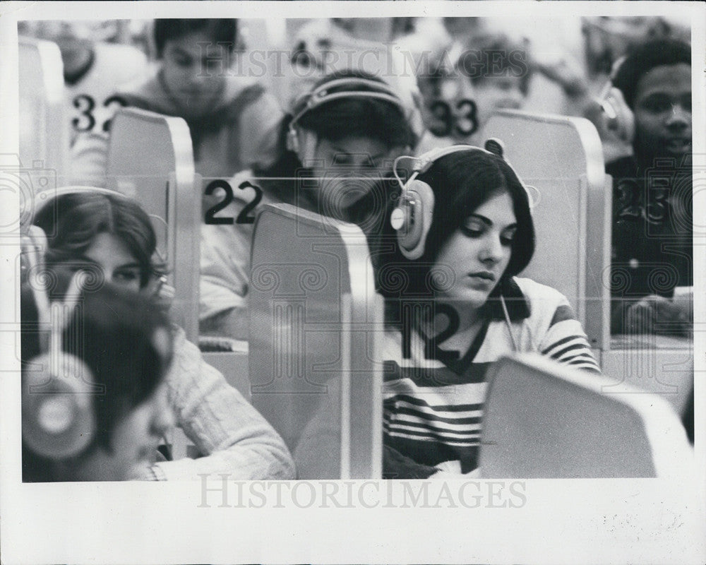 1979 Press Photo Inside a Language Class - Historic Images