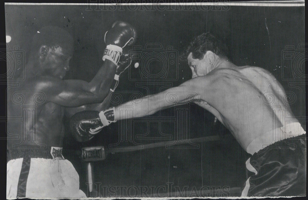 1963 Press Photo Joey Giardello, Dick Tiger - Historic Images