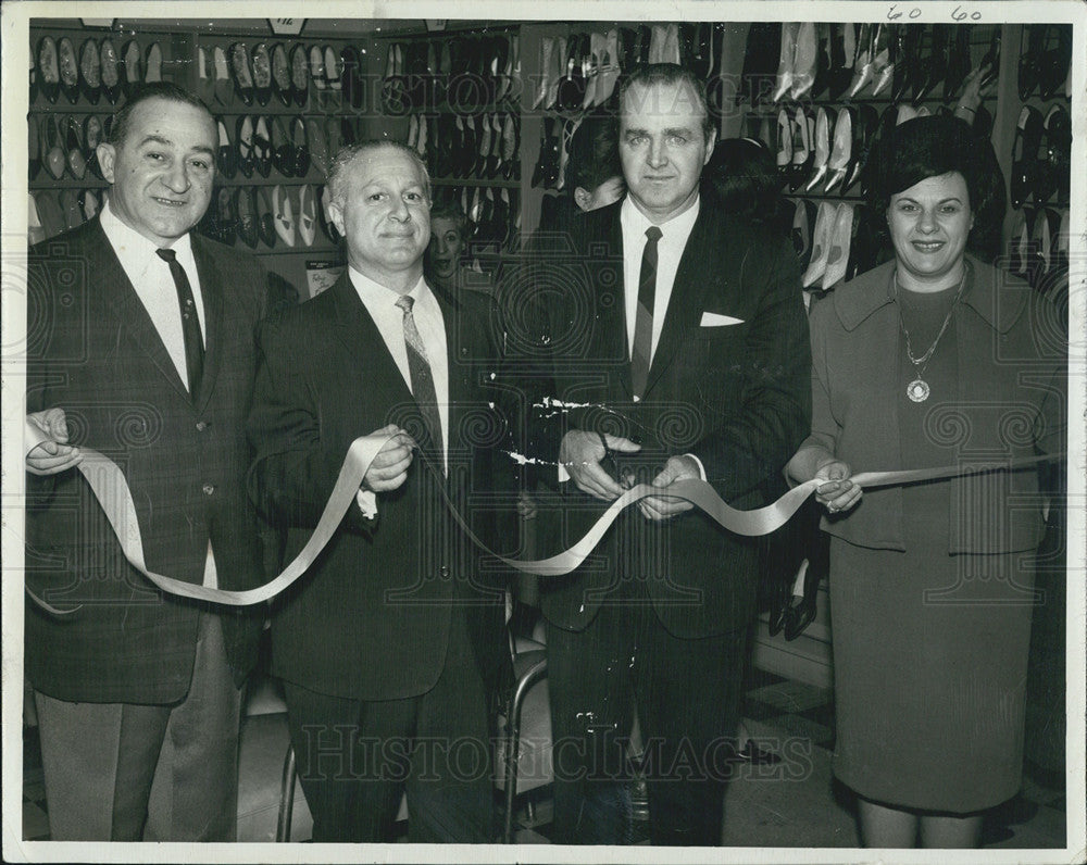 1965 Press Photo A Zamparelli &amp; A Drucker,I Walsh,Mayor Bretta - Historic Images