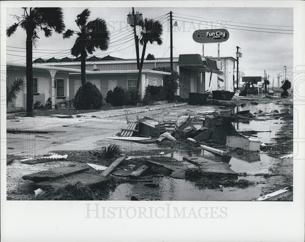 1975 Press Photo Panama City hurricaine damage - Historic Images