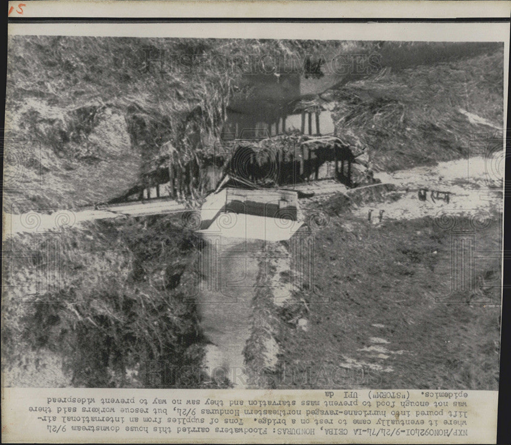 1971 Press Photo Honduras Flood - Historic Images