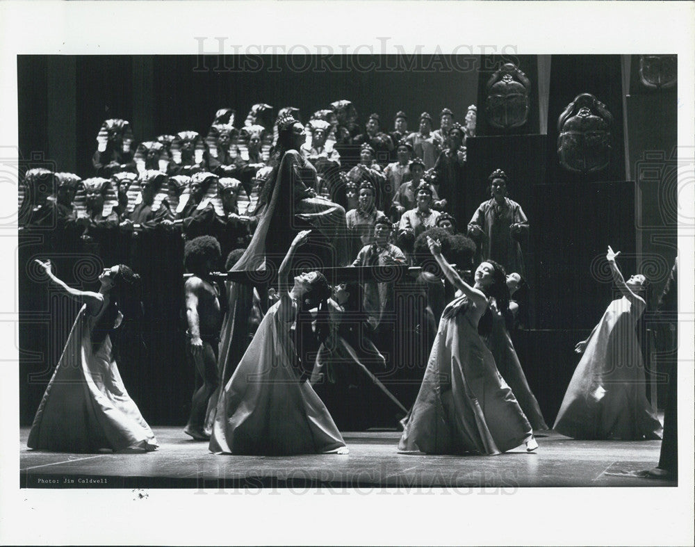 1987 Press Photo Aida Houston Texas Wortham Center - Historic Images