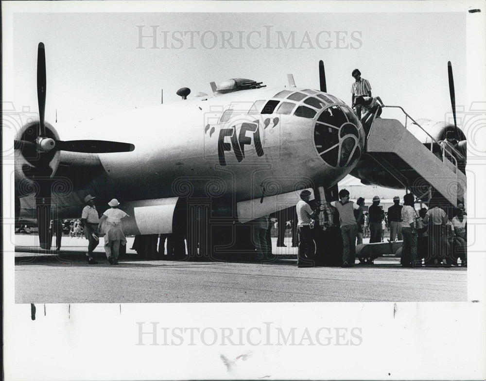 1981 Press Photo Gulf Coast Air Show Navy Blue Angels - Historic Images