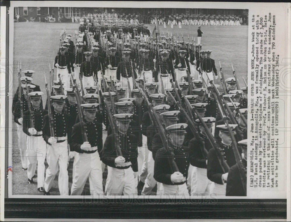 1962 Press Photo US Naval Academy Brigade Of Midshipmen June Week Dress Parade - Historic Images