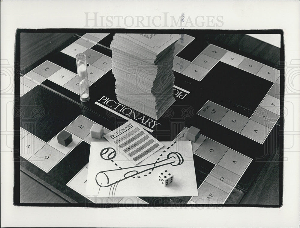 1987 Press Photo Pictionary Game - Historic Images