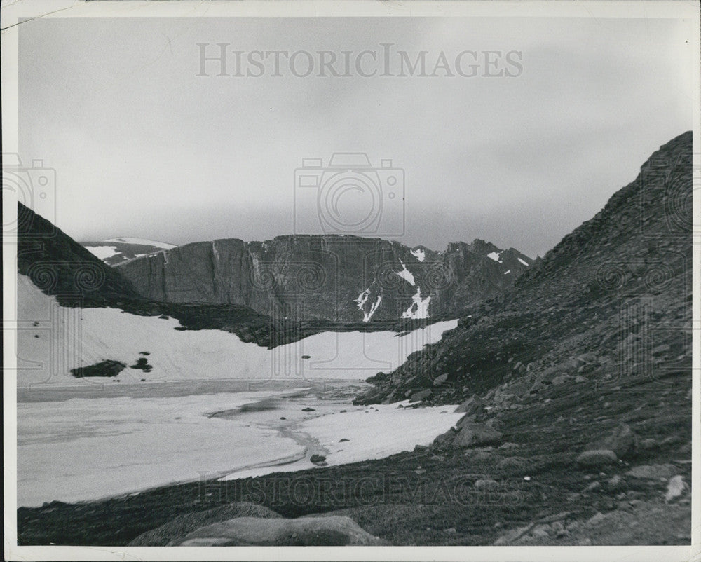 1947 Press Photo Summit Lake - Historic Images