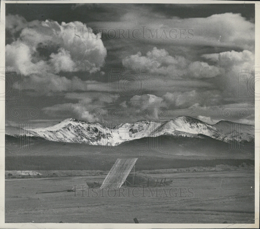 Press Photo Mountain Peaks - Historic Images