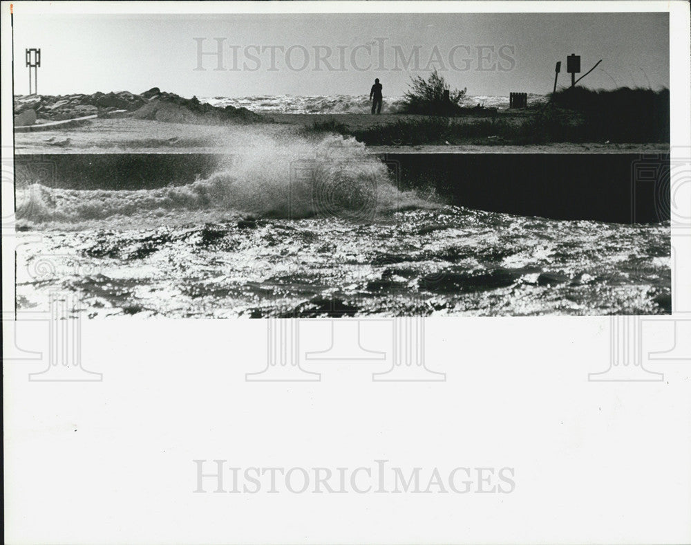 1985 Press Photo Pinellas After Storms - Historic Images