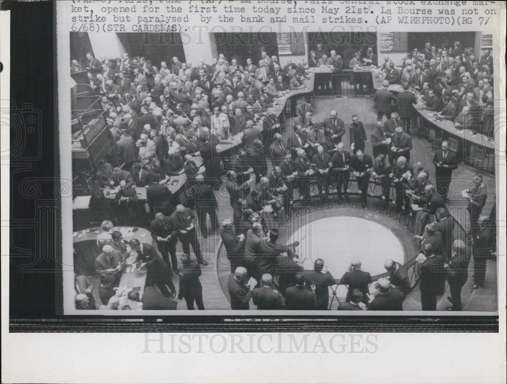 1968 Press Photo Paris Central Stock Exchange market - Historic Images