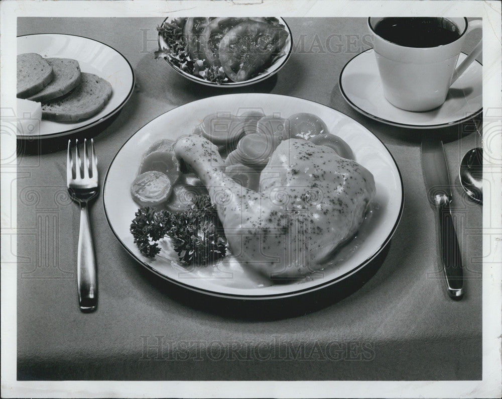 1986 Press Photo Greek Dish Chicken Paprika - Historic Images