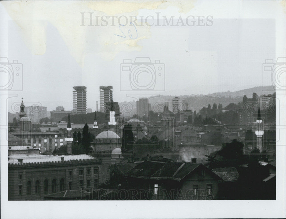 1984 Press Photo The Sarajevo skyline where the 1984 Winter Olympics will take p - Historic Images