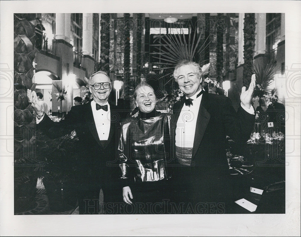 1991 Press Photo Vic Vicrey,Monique &amp; Tom Crissan - Historic Images