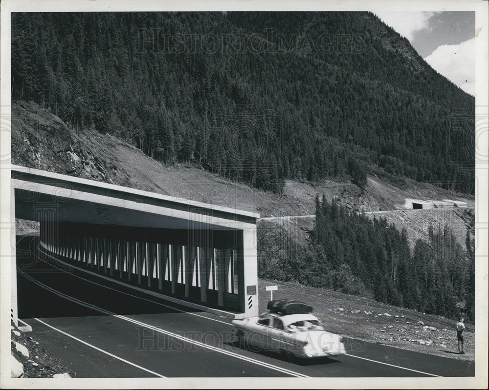 1963 Press Photo The Trans-Canada highway in Glacier Natl Park - Historic Images