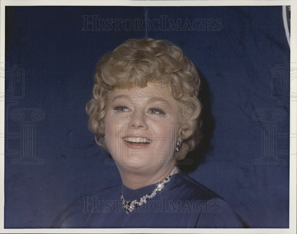 1969 Press Photo Actress Shelley Winters at Tony Awards. - Historic Images