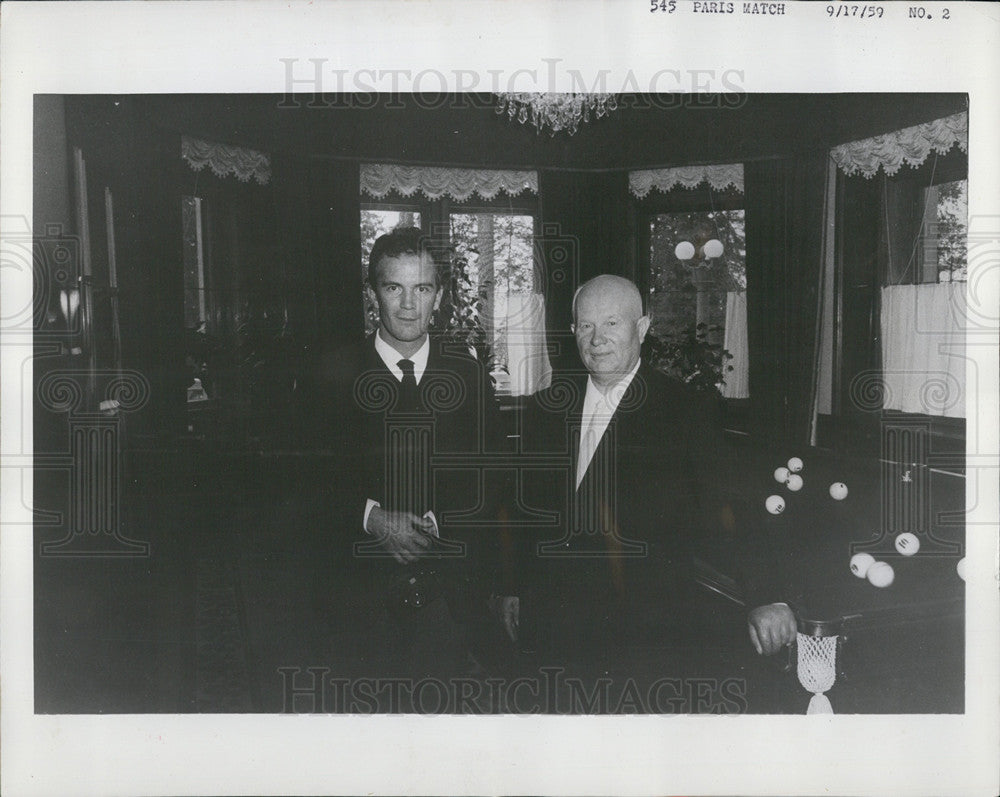 1959 Press Photo Premier Nikita Khrushchey Reporter Photographer Walter Carome - Historic Images