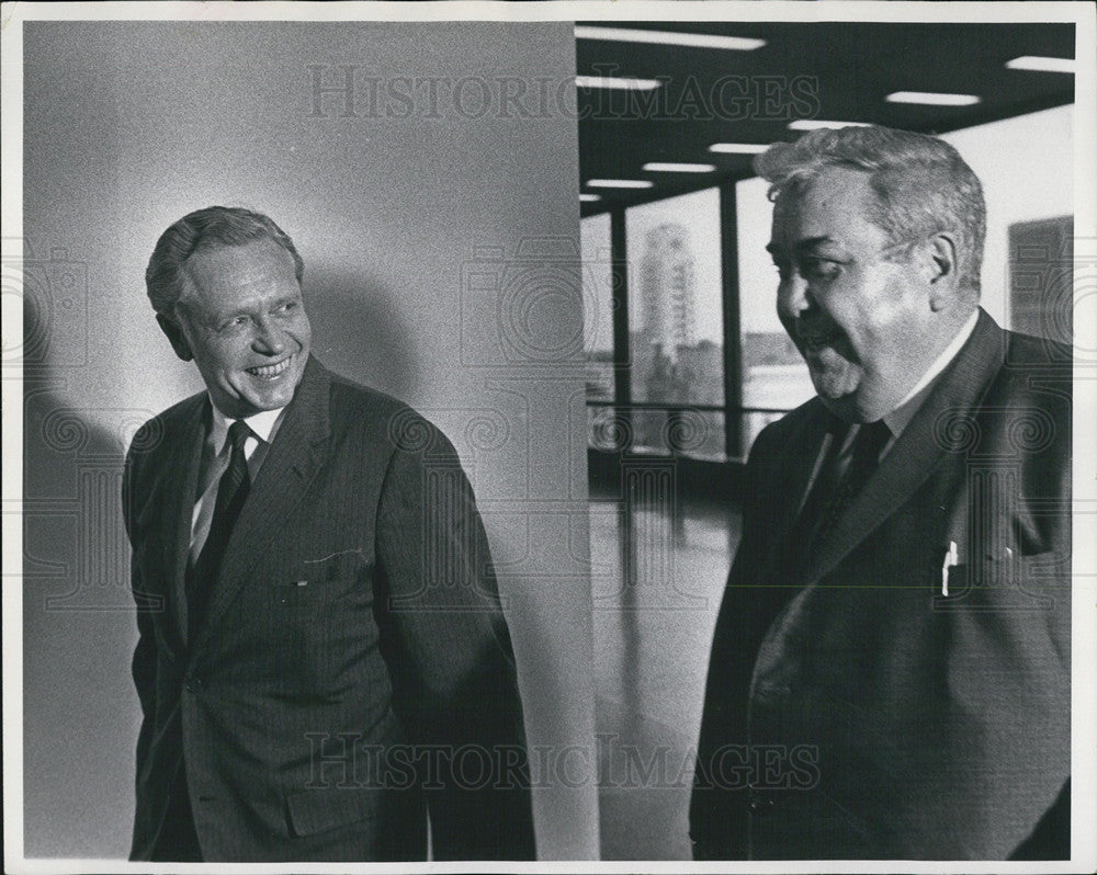 1969 Press Photo Judge Roy J. Solfisburg And Attorney Lambert N. Ochsenschlager - Historic Images