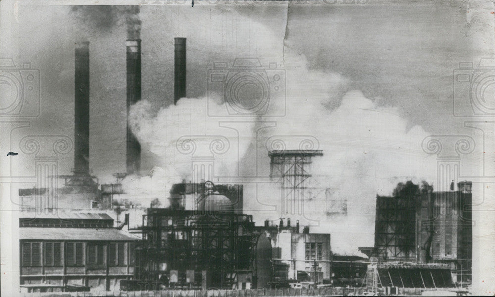 1965 Press Photo Steel plant at Huettenweke Oherhausen. - Historic Images
