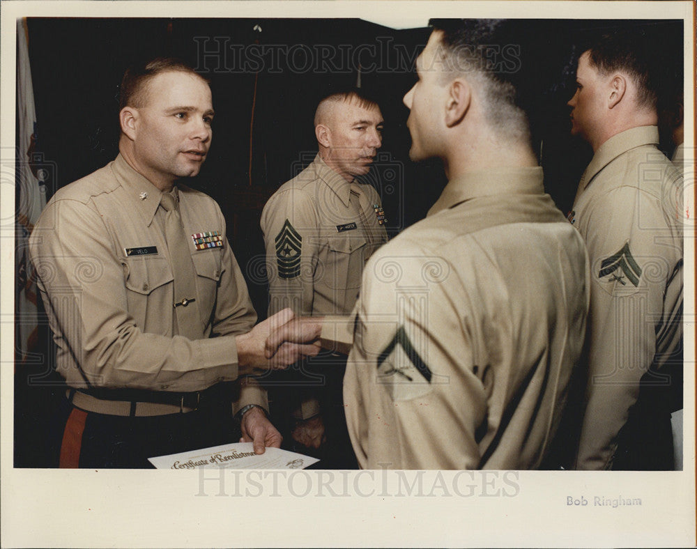 1991 Press Photo Marines Re-Enlisting - Historic Images